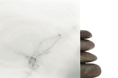 ViviStone White Onyx glass shown in View configuration with Pearlex+ finish