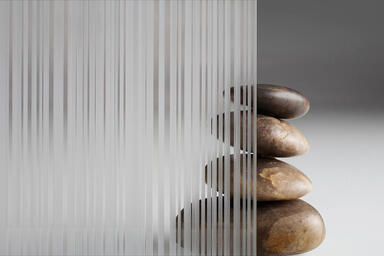 ViviStrata Monolithic glass in Stripes pattern
