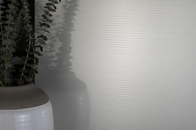 ViviTela Loom glass shown in Reflect configuration with Understitch interlayer