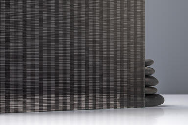 ViviTela Loom glass shown in View configuration with Abaca interlayer in Black