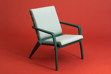 Vaya Textile Chair shown with Deep Ocean Texture powdercoated frame