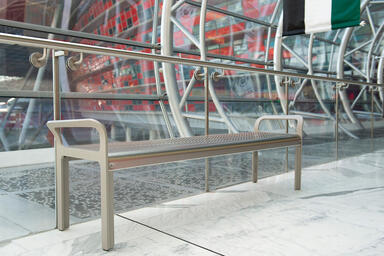 Ratio Bench shown in backless configuration