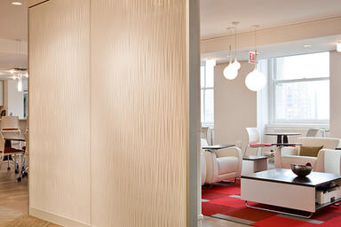 Partition wall in Bonded Quartz, White, with Mara pattern 