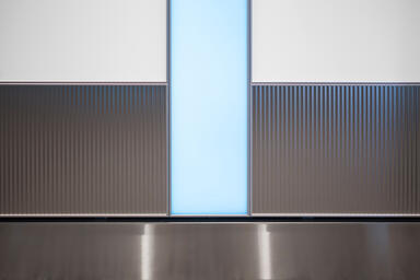 LEVELe-107 Elevator Interior with Capture panels in ViviChrome Chromis glass